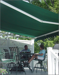 retractable awning